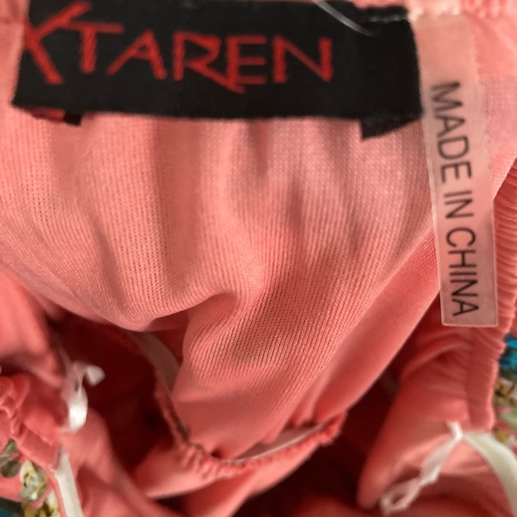 Floral ruffle dress - Picture 7 of 10